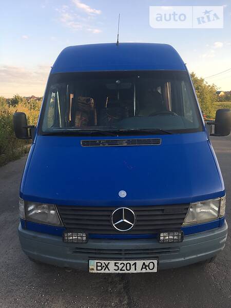 Mercedes-Benz Sprinter 312 пасс.