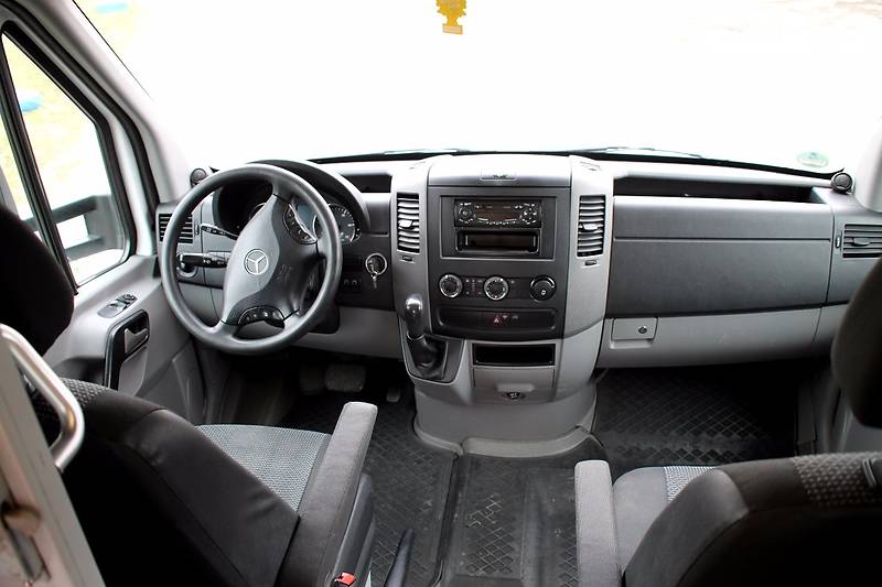 Грузовой фургон Mercedes-Benz Sprinter 2012 в Полтаве