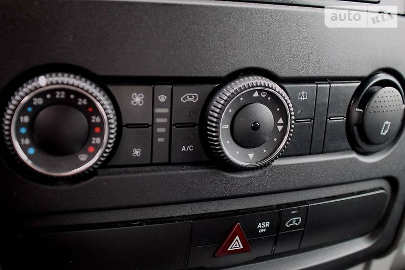Грузовой фургон Mercedes-Benz Sprinter 2012 в Полтаве