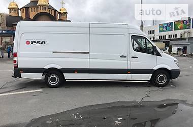 Mercedes-Benz Sprinter 2012