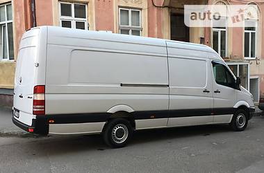 Mercedes-Benz Sprinter 2012