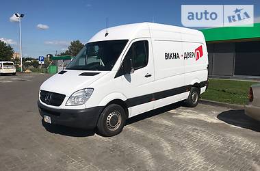 Mercedes-Benz Sprinter 2011