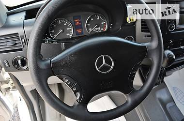 Грузовой фургон Mercedes-Benz Sprinter 2013 в Ровно
