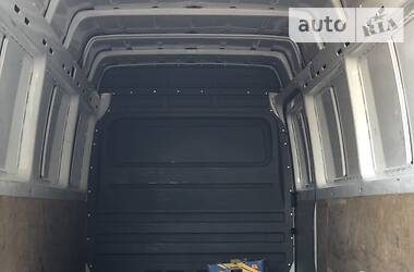 Грузовой фургон Mercedes-Benz Sprinter 2011 в 