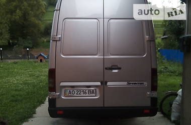 Микроавтобус Mercedes-Benz Sprinter 2003 в Межгорье