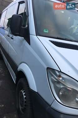 Грузовой фургон Mercedes-Benz Sprinter 2009 в Корце