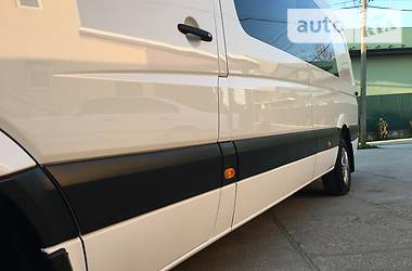 Мікроавтобус Mercedes-Benz Sprinter 2015 в 