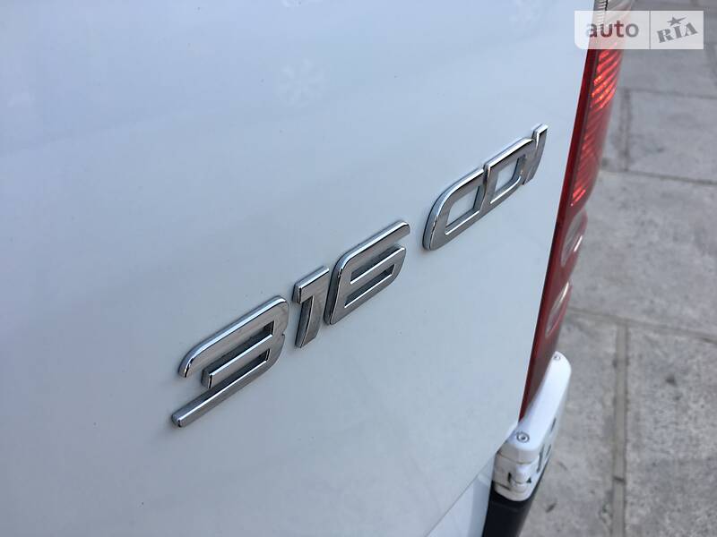 Микроавтобус Mercedes-Benz Sprinter 2015 в Тячеве фото 47 Микроавтобус Mercedes-Benz Sprinter 2015 в Тячеве