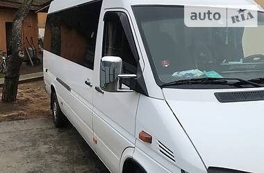 Микроавтобус Mercedes-Benz Sprinter 2005 в 