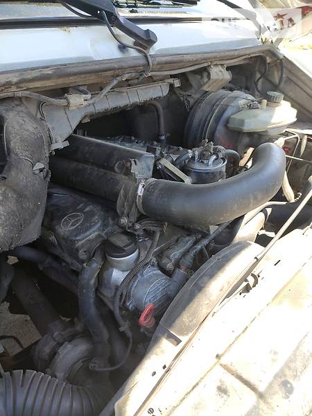 Мікроавтобус Mercedes-Benz Sprinter 2006 в Рівному фото 12 Мікроавтобус Mercedes-Benz Sprinter 2006 в Рівному