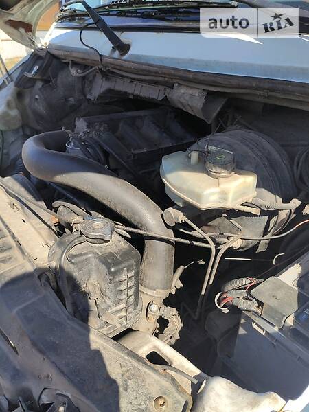 Мікроавтобус Mercedes-Benz Sprinter 2006 в Рівному фото 9 Мікроавтобус Mercedes-Benz Sprinter 2006 в Рівному