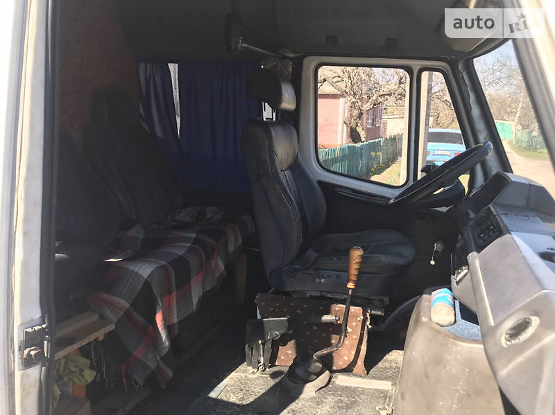 Мікроавтобус Mercedes-Benz Sprinter 1991 в Верхньодніпровську фото 5 Мікроавтобус Mercedes-Benz Sprinter 1991 в Верхньодніпровську