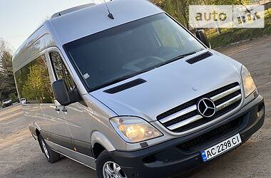 Мікроавтобус Mercedes-Benz Sprinter 2012 в 