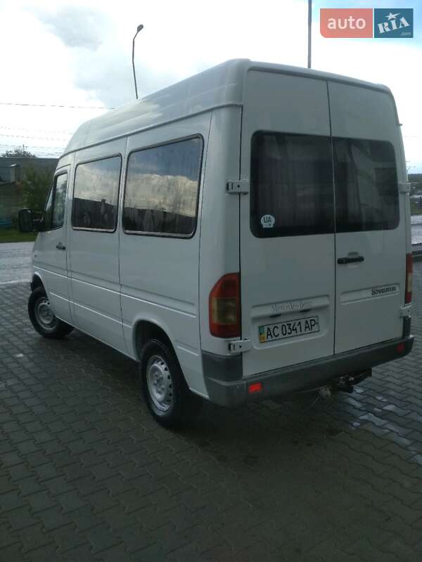 Микроавтобус Mercedes-Benz Sprinter 2003 в Нововолынске