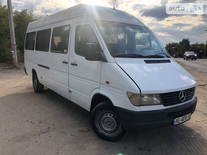 Мікроавтобус Mercedes-Benz Sprinter 1999 в Кривому Розі