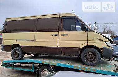 Грузовой фургон Mercedes-Benz Sprinter 2003 в Львове