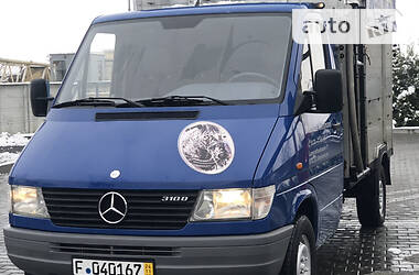 Для перевезення тварин Mercedes-Benz Sprinter 2000 в Луцьку