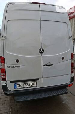 Вантажний фургон Mercedes-Benz Sprinter 2012 в Чернівцях