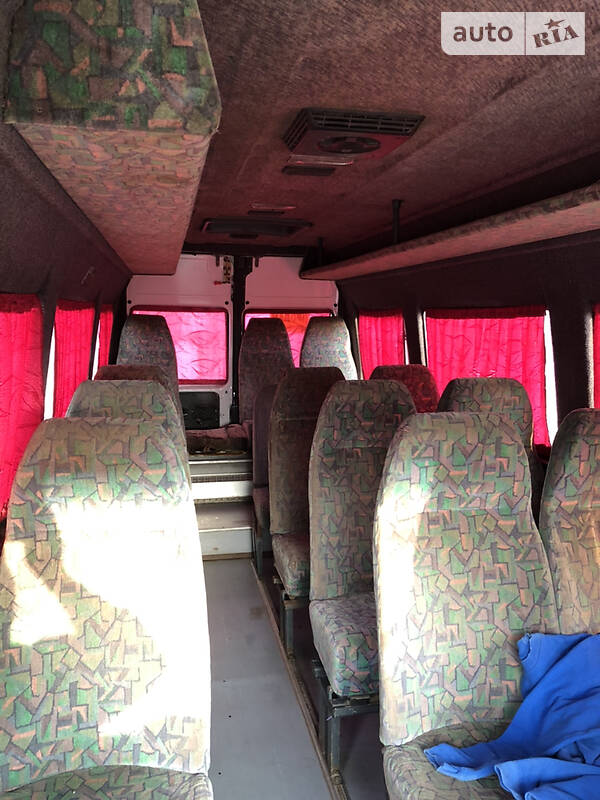 Микроавтобус Mercedes-Benz Sprinter 1995 в Бериславе