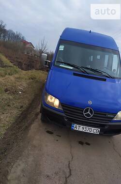 Микроавтобус Mercedes-Benz Sprinter 2000 в Коломые