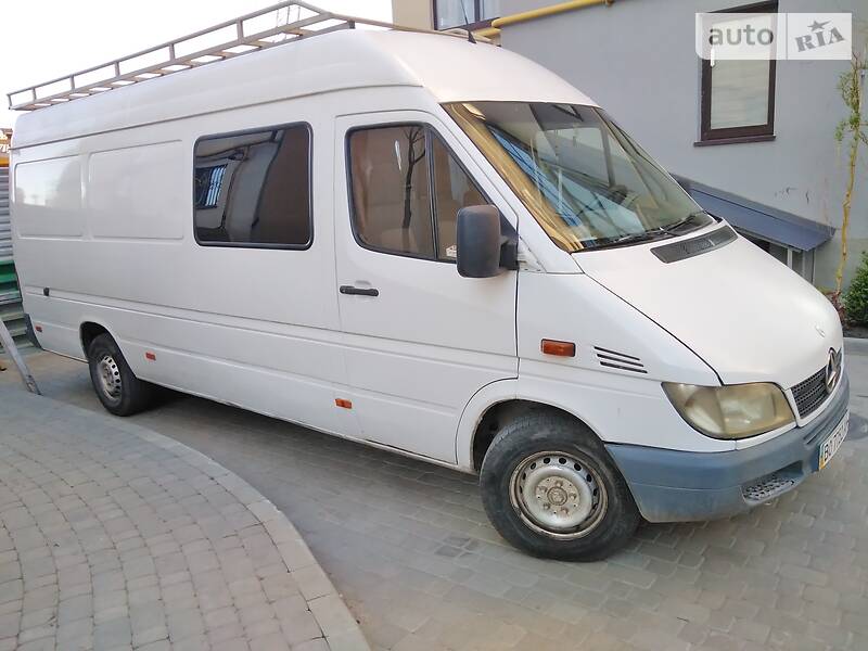 Вантажний фургон Mercedes-Benz Sprinter 2004 в Тернополі