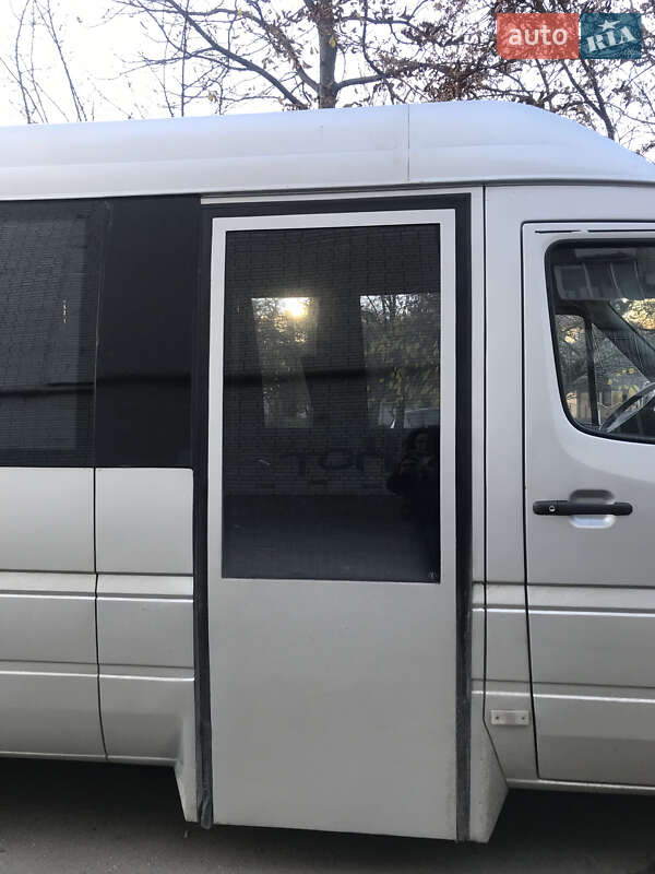 Микроавтобус Mercedes-Benz Sprinter 2004 в Львове фото 4 Микроавтобус Mercedes-Benz Sprinter 2004 в Львове