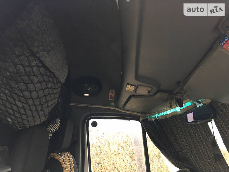 Микроавтобус Mercedes-Benz Sprinter 2004 в Львове фото 23 Микроавтобус Mercedes-Benz Sprinter 2004 в Львове