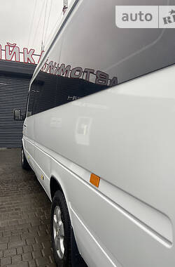 Мікроавтобус Mercedes-Benz Sprinter 2000 в 