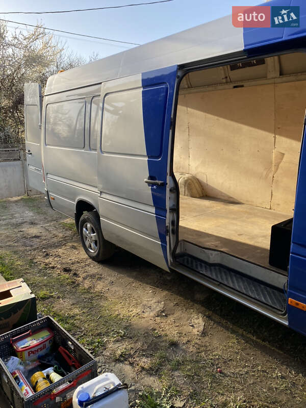 Микроавтобус Mercedes-Benz Sprinter 2004 в Черновцах