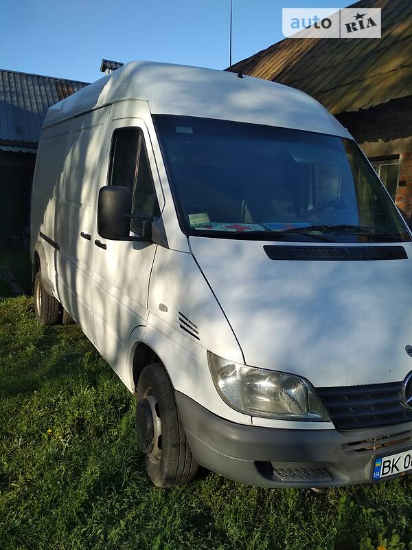  Mercedes-Benz Sprinter 2000 в Сарнах