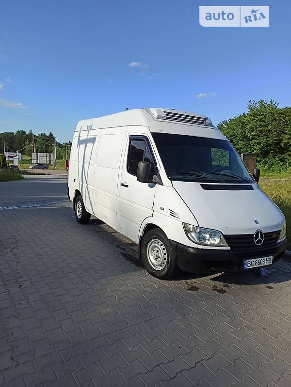 Mercedes-Benz Sprinter 2006