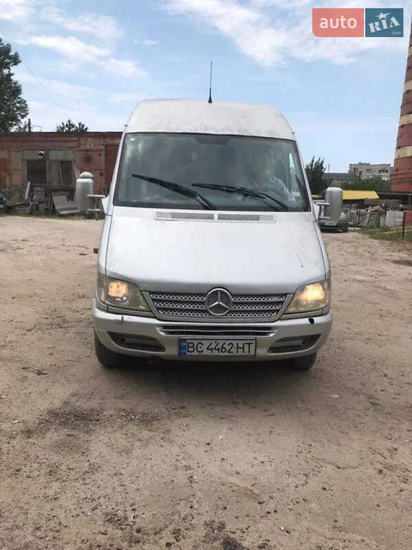 Микроавтобус Mercedes-Benz Sprinter 2004 в Львове фото 9 Микроавтобус Mercedes-Benz Sprinter 2004 в Львове