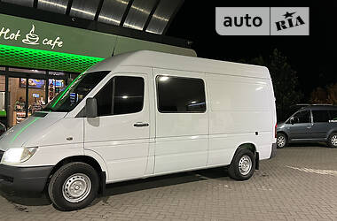 Грузовой фургон Mercedes-Benz Sprinter 2004 в Виноградове