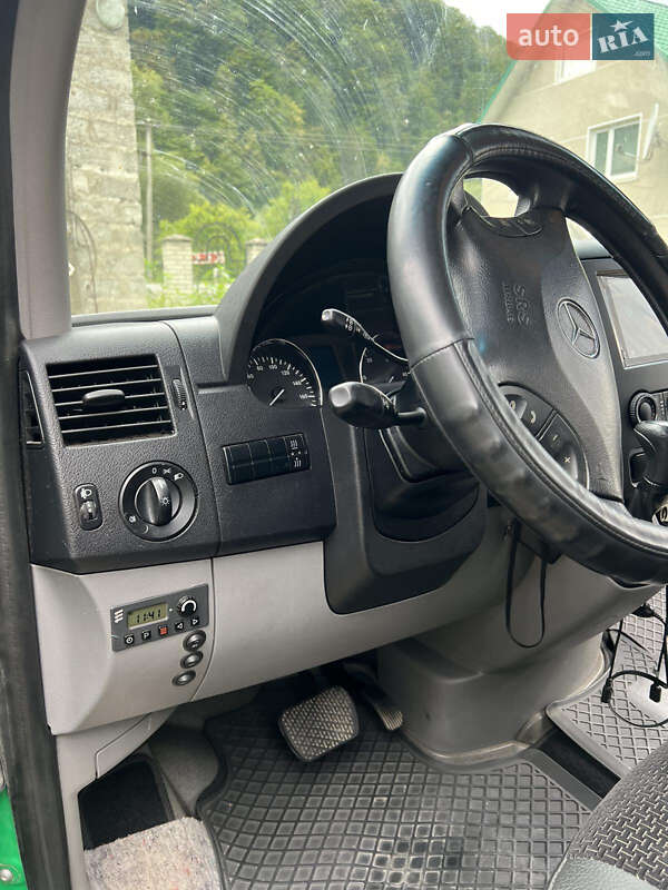 Мікроавтобус Mercedes-Benz Sprinter 2011 в Чернівцях фото 4 Мікроавтобус Mercedes-Benz Sprinter 2011 в Чернівцях