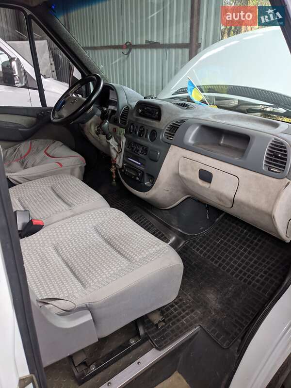 Микроавтобус Mercedes-Benz Sprinter 2001 в Ахтырке