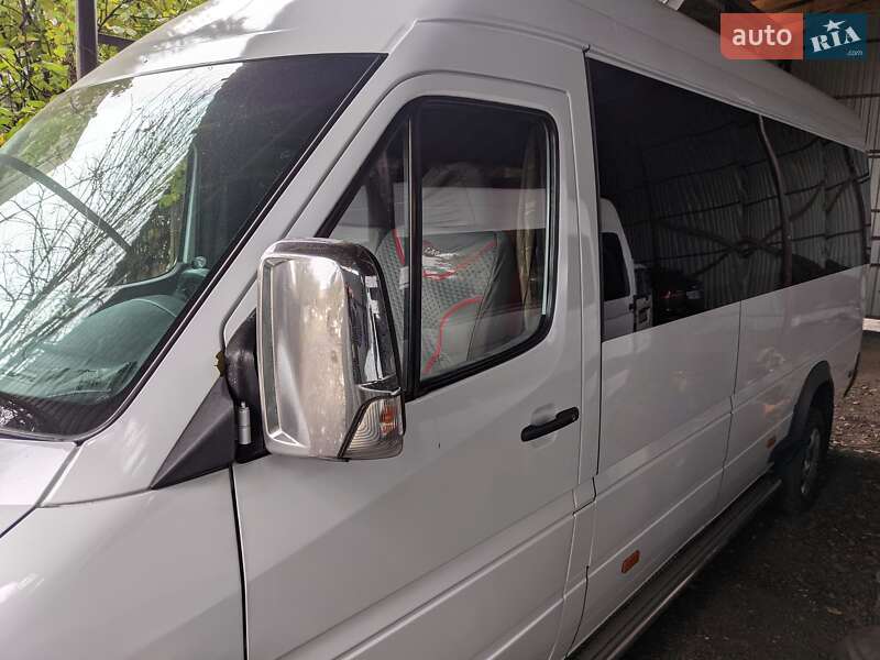 Микроавтобус Mercedes-Benz Sprinter 2001 в Ахтырке