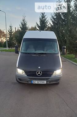 Микроавтобус Mercedes-Benz Sprinter 2000 в Коломые