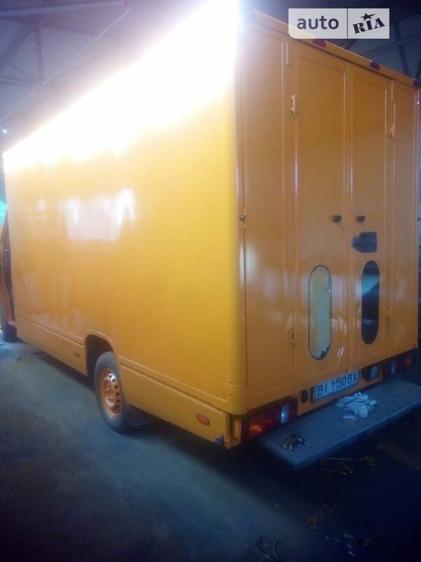 Грузовой фургон Mercedes-Benz Sprinter 2001 в Кременчуге