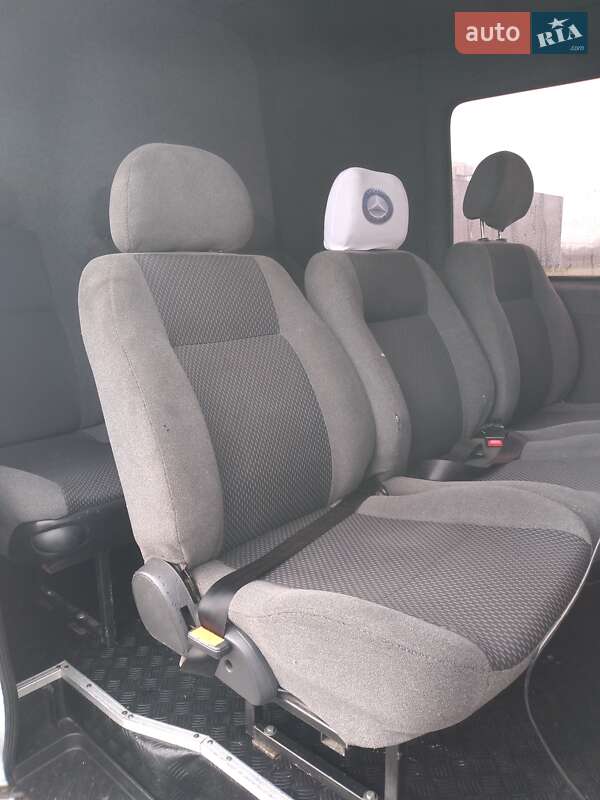 Микроавтобус Mercedes-Benz Sprinter 2003 в Тячеве фото 3 Микроавтобус Mercedes-Benz Sprinter 2003 в Тячеве