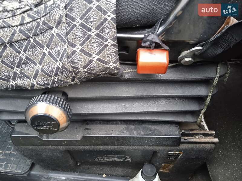 Мікроавтобус Mercedes-Benz Sprinter 1999 в Києві фото 10 Мікроавтобус Mercedes-Benz Sprinter 1999 в Києві