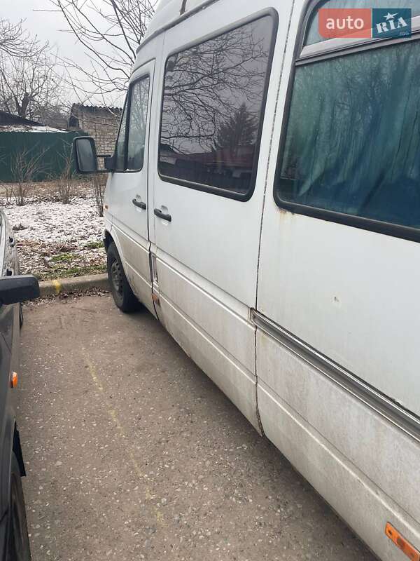 Микроавтобус Mercedes-Benz Sprinter 1999 в Покровске фото 4 Микроавтобус Mercedes-Benz Sprinter 1999 в Покровске