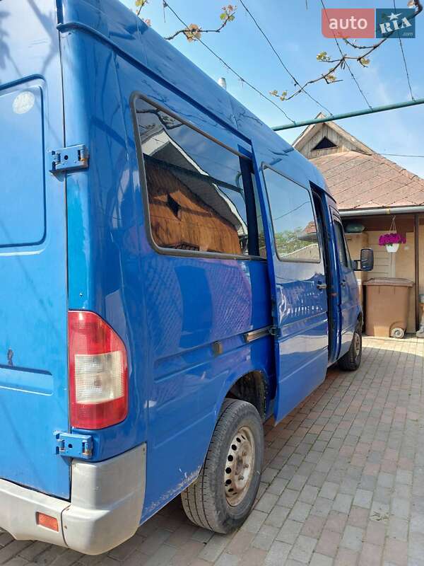 Мікроавтобус Mercedes-Benz Sprinter 1998 в Мукачевому