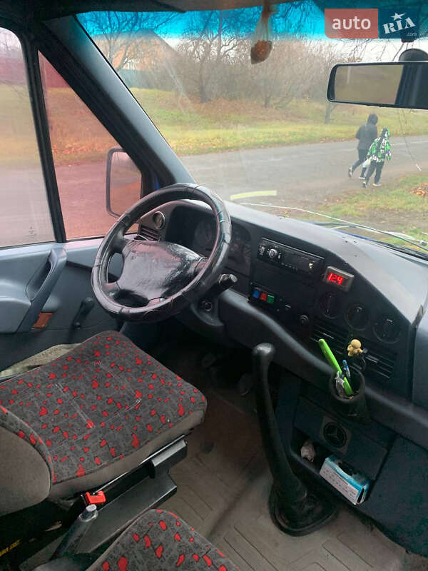 Мікроавтобус Mercedes-Benz Sprinter 1998 в Краснокутську