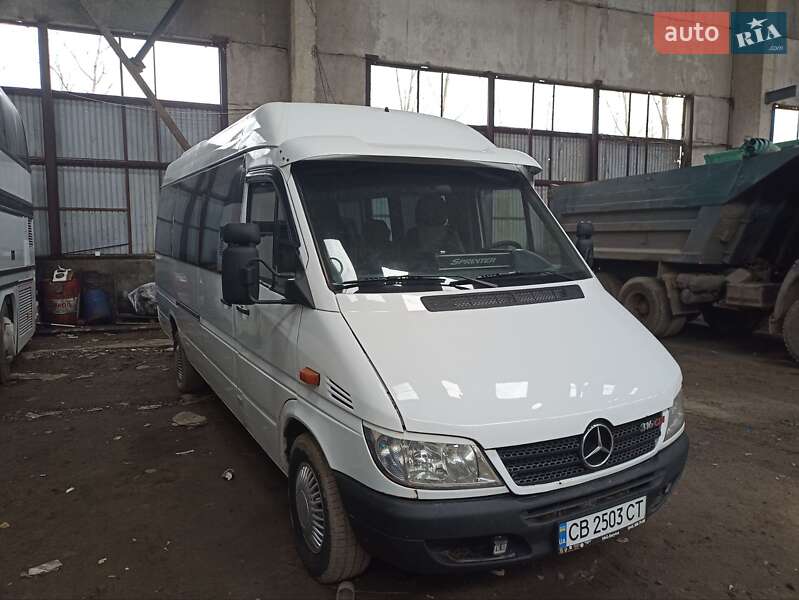 Mercedes-Benz Sprinter 2003