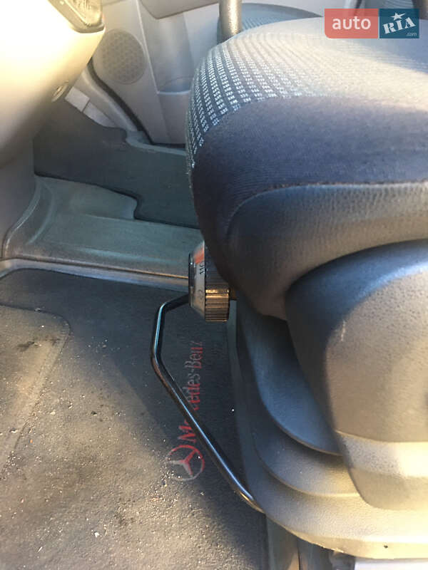 Вантажний фургон Mercedes-Benz Sprinter 2008 в Харкові