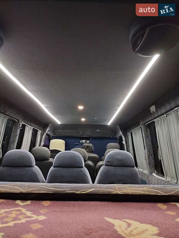 Микроавтобус Mercedes-Benz Sprinter 2006 в Кицмани