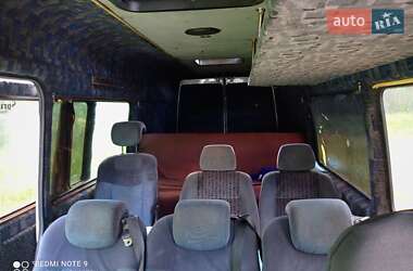 Микроавтобус Mercedes-Benz Sprinter 2001 в  фото 8 Микроавтобус Mercedes-Benz Sprinter 2001 в