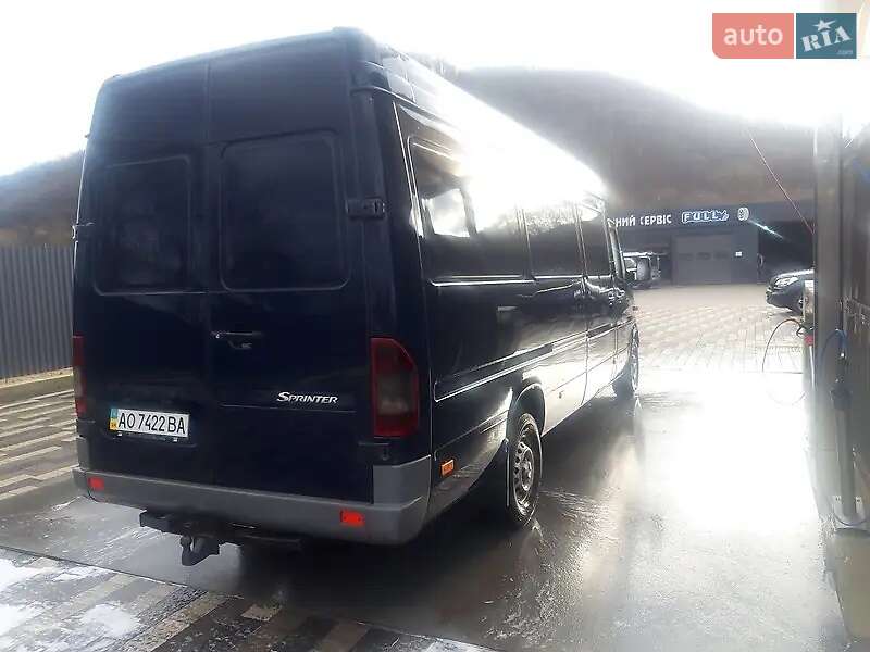 Мікроавтобус Mercedes-Benz Sprinter 2004 в Мукачевому