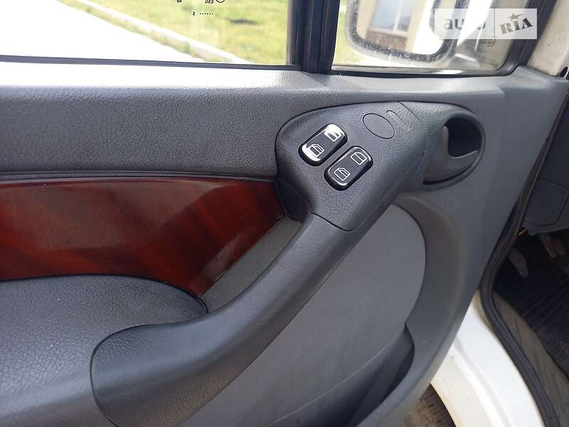 Микроавтобус Mercedes-Benz Sprinter 2005 в Черкассах фото 22 Микроавтобус Mercedes-Benz Sprinter 2005 в Черкассах