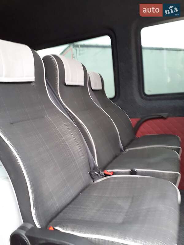 Микроавтобус Mercedes-Benz Sprinter 2013 в Ужгороде